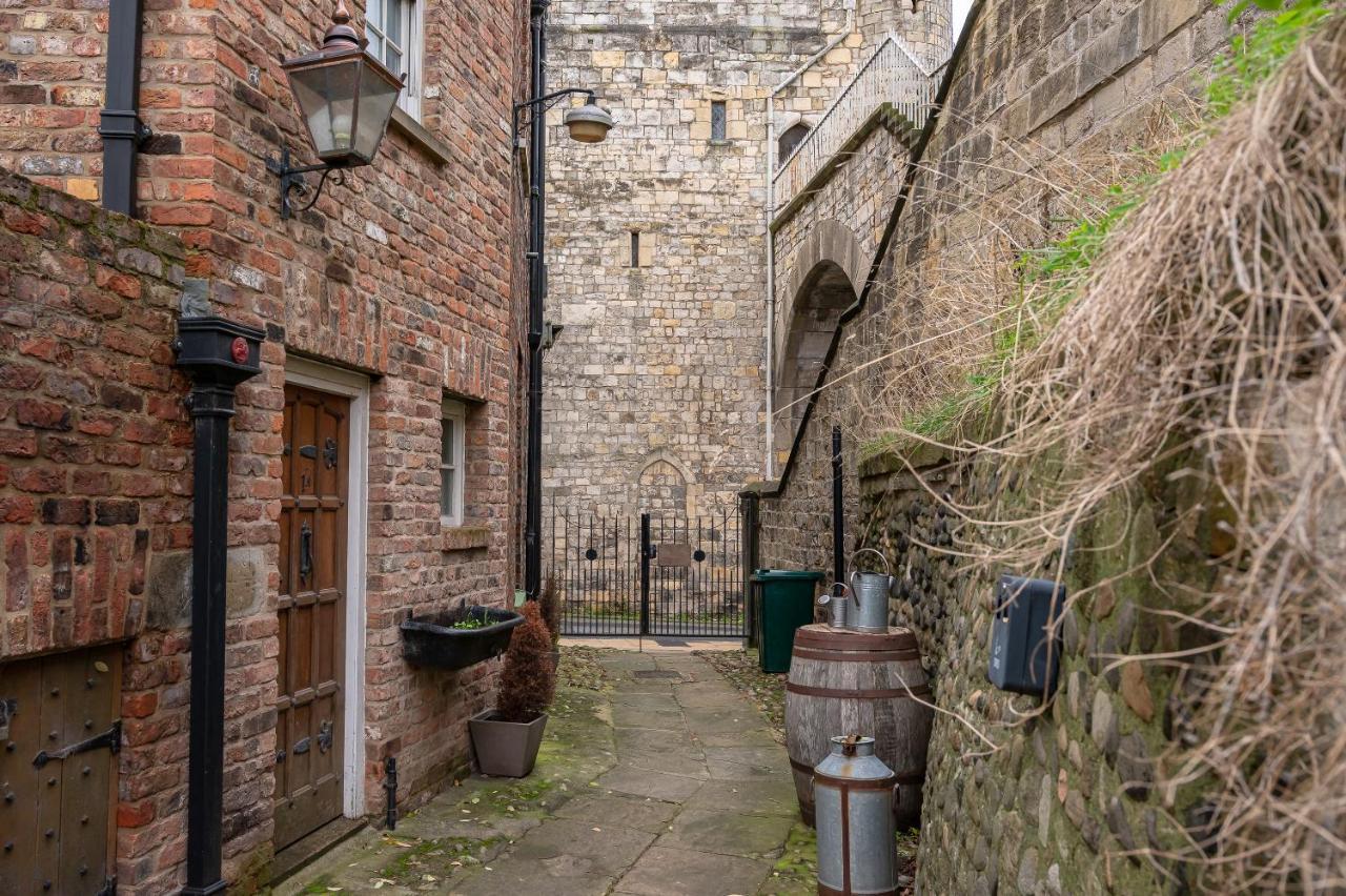 Crookback House Apartment York Exterior photo